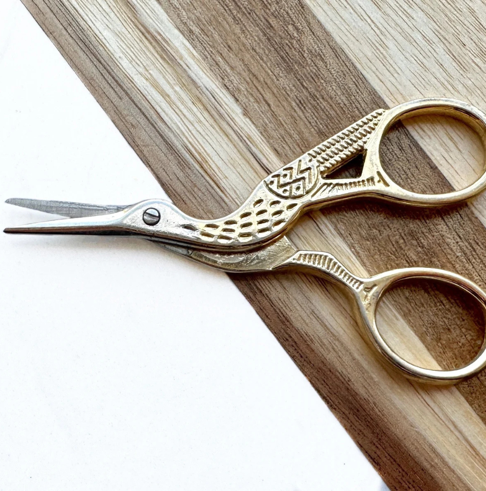 Golden Heron Scissors – 3.5 Inch Stainless Steel Thread Snippers